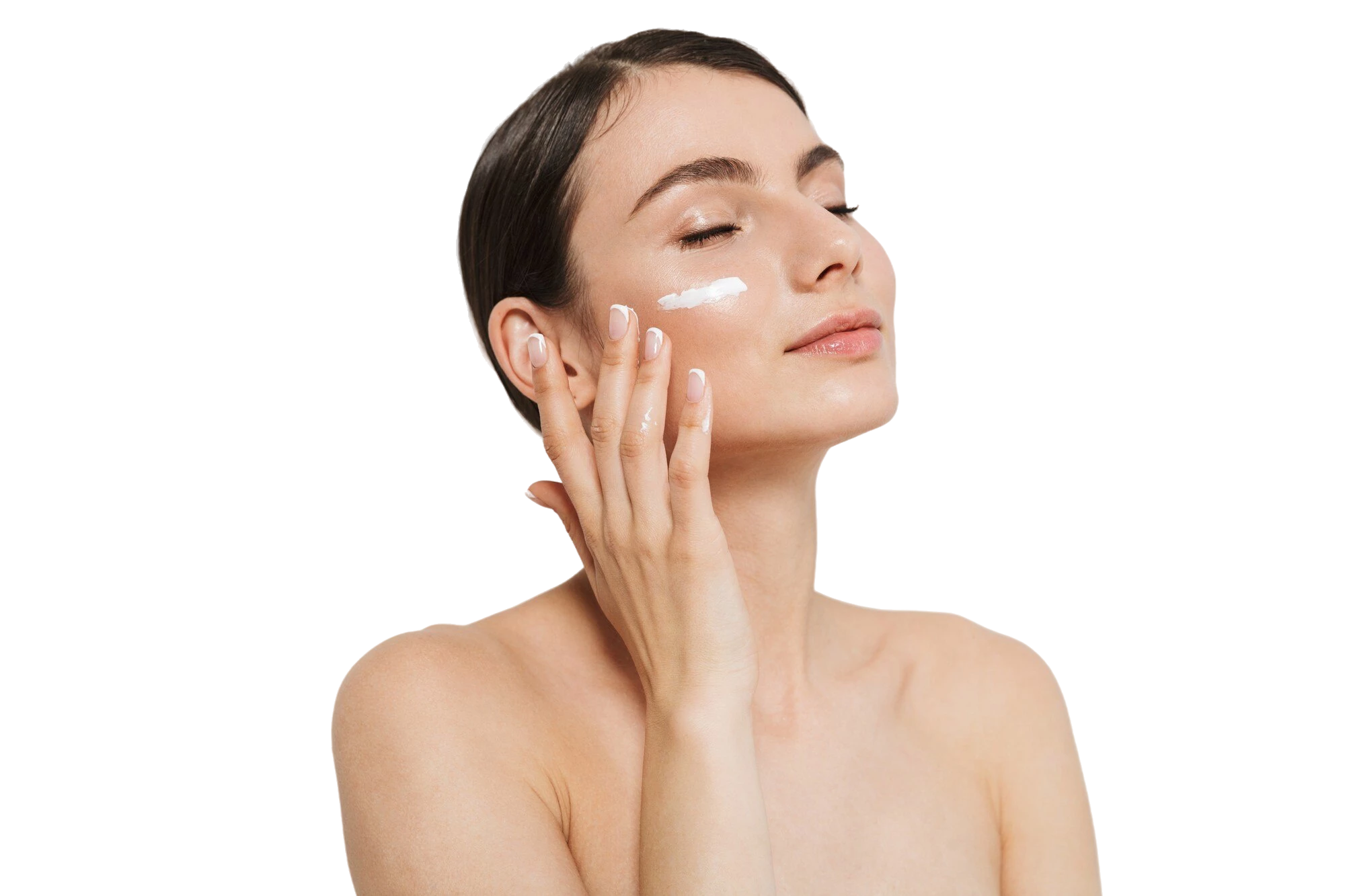Mujer aplicando crema facial hidratante en su rostro, mostrando una piel radiante y saludable.
